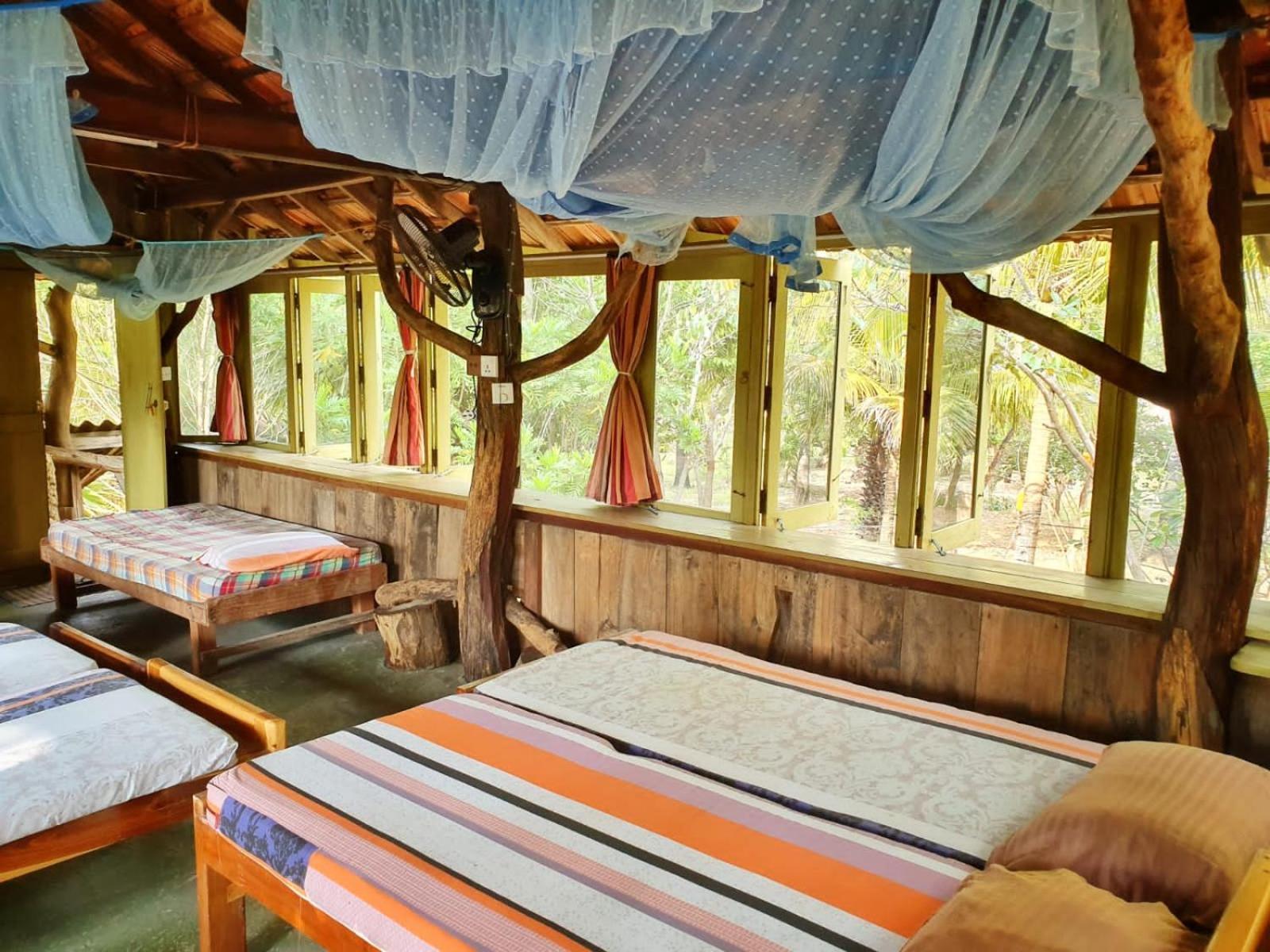 Light House Beach Hut Komari Exterior photo